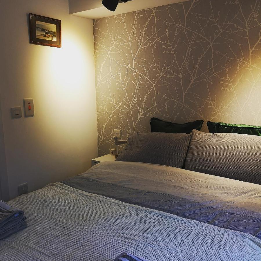 Ferienwohnung Beside The Bay Millport Exterior foto